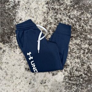 Under Armour Women’s Blue Fleece Joggers, Medium